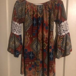 Win-Win Pinwheel Sleeve Tunic